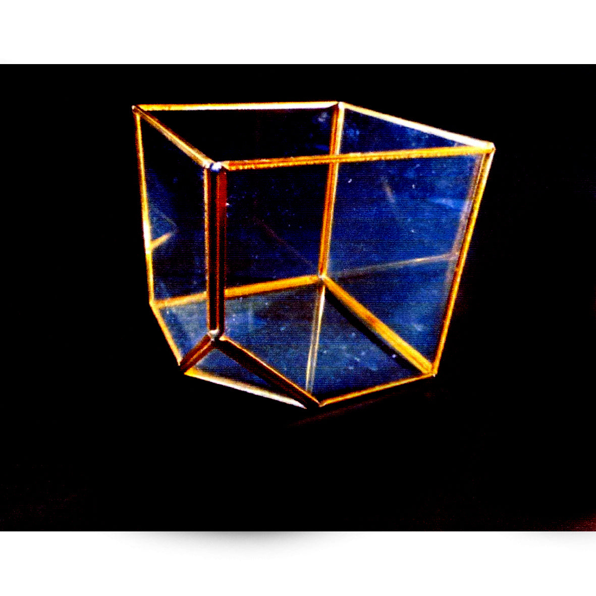 Cubo De Cristal Grande Dorado